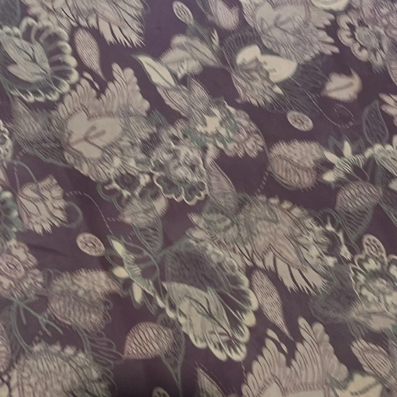 Kate hill 100% silk skirt. Excellent condition. Skirt is lined. Zips on side - Picture 2 of 4